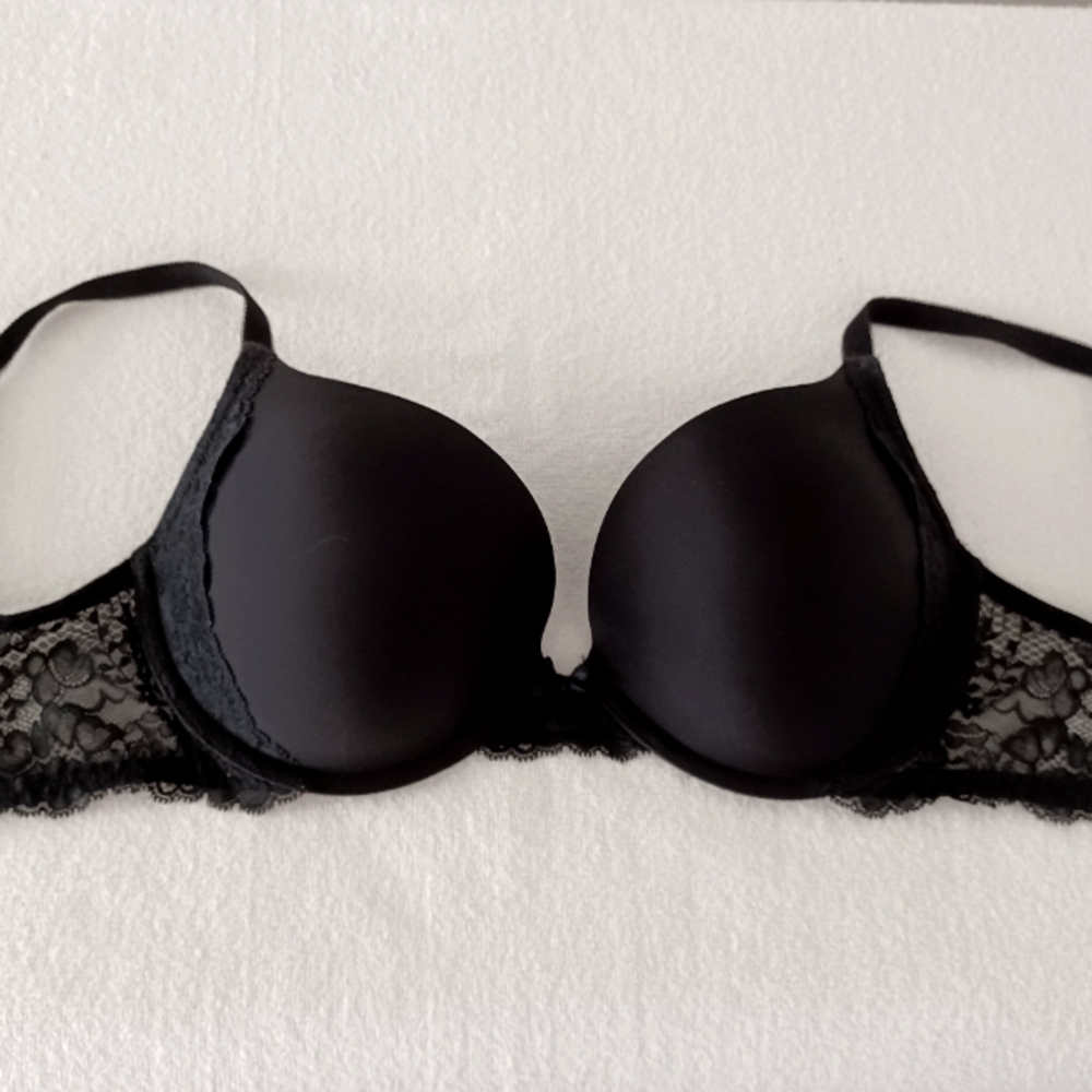 Victoria's Secret Black Lace Push-Up Bra